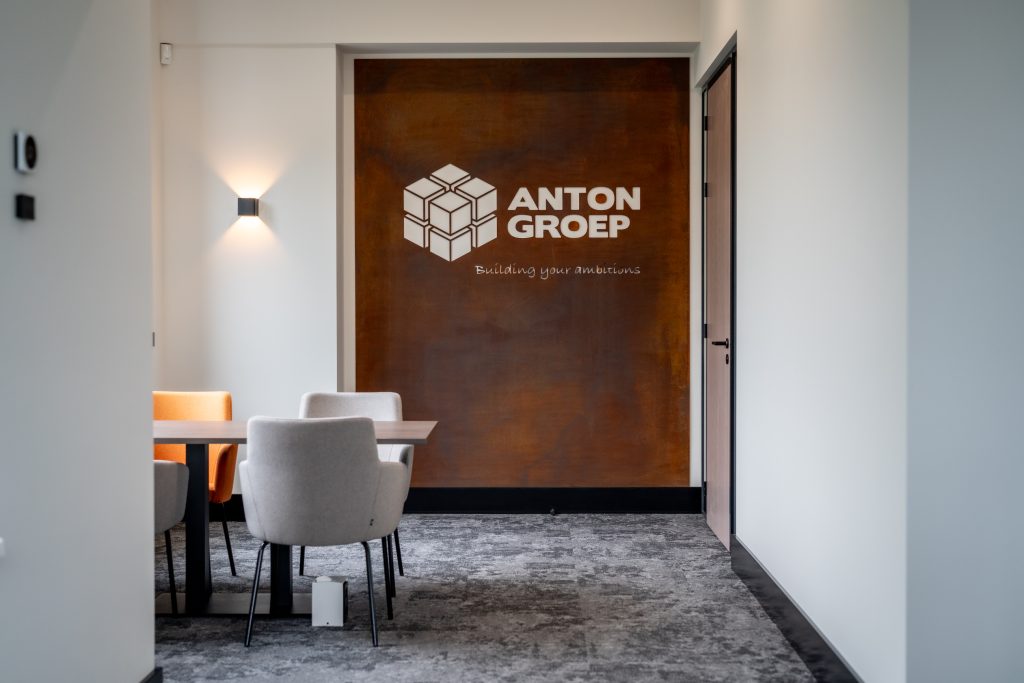 Anton Rail & Infra